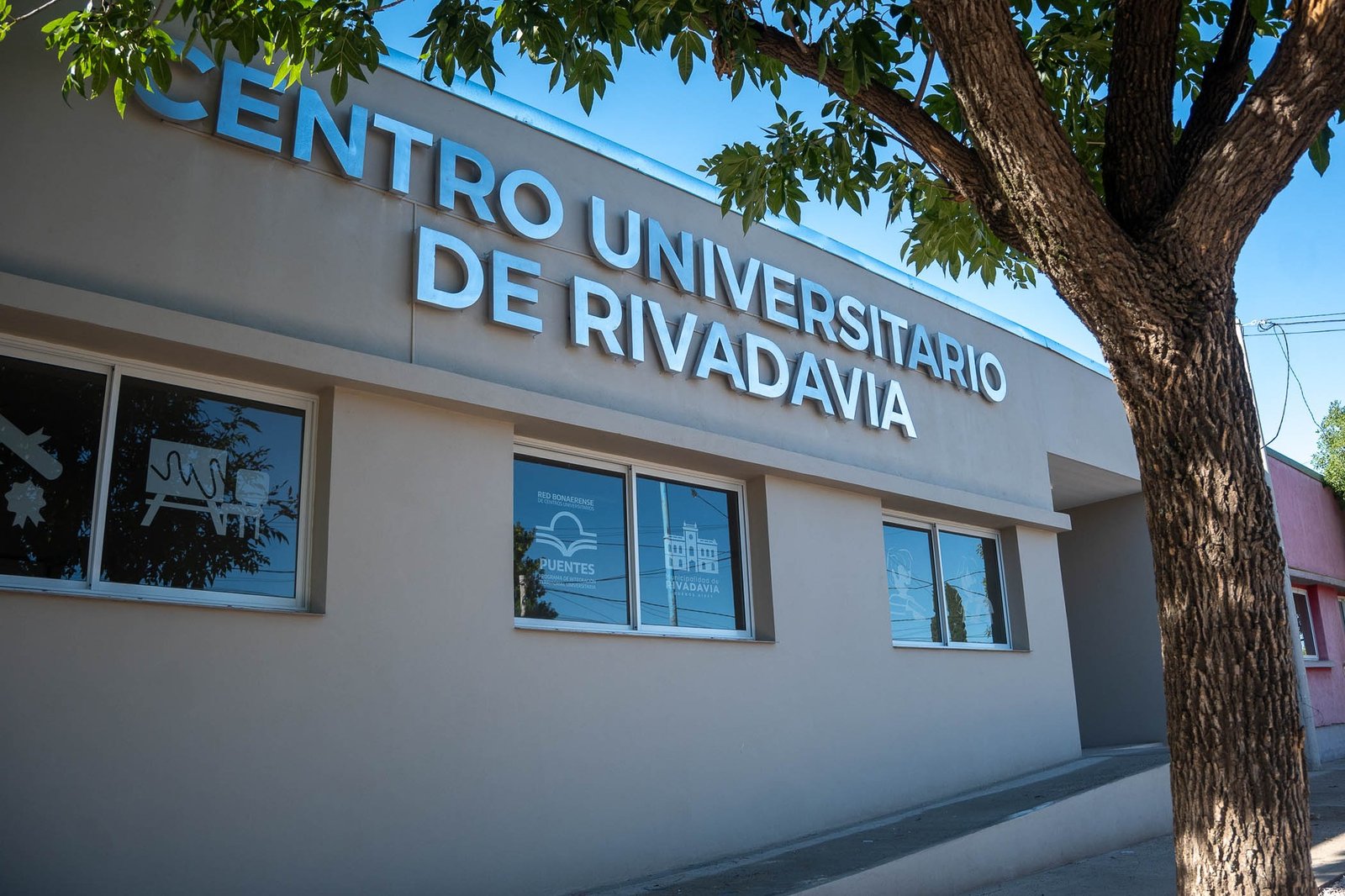 Bianco y Martínez, inauguraron el Centro Universitario del distrito de ...